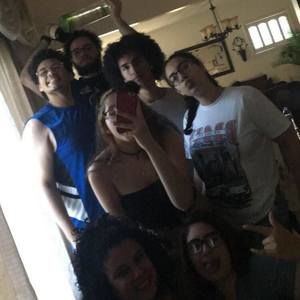 Meet your Posher, Ariana